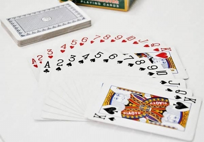 Sai lầm phổ biến khi chơi Phỏm online và cách tránh